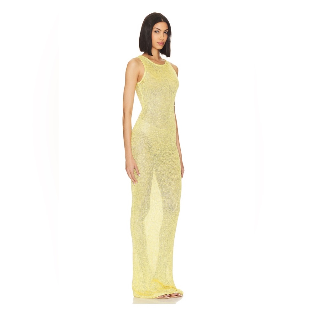 Elegant Yellow Maxi Dress asta resort